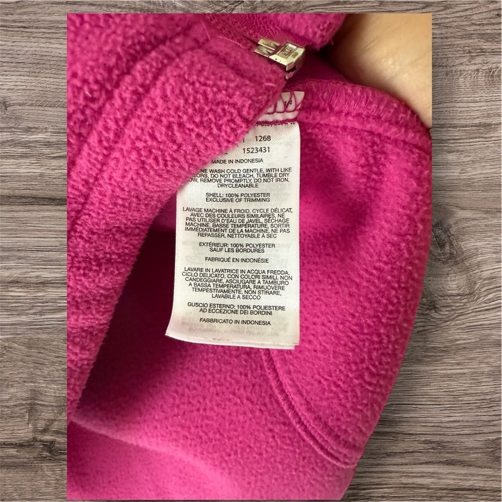 Used Columbia Women's Fuchsia Full-Zip Fleece Jacket - Size M - Picture 8 of 8